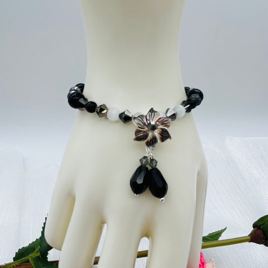 ST1553BL Shell Tourmaline Bracelet 7"