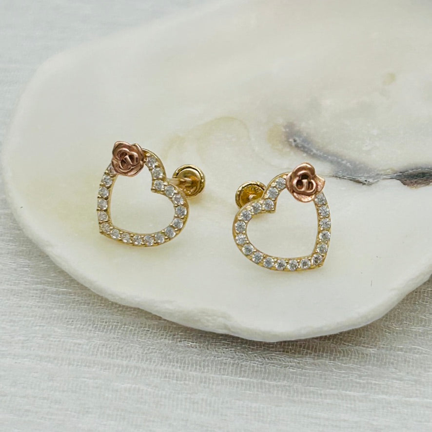 G286ER 14K Gold Heart with Flower Earrings 10mm.