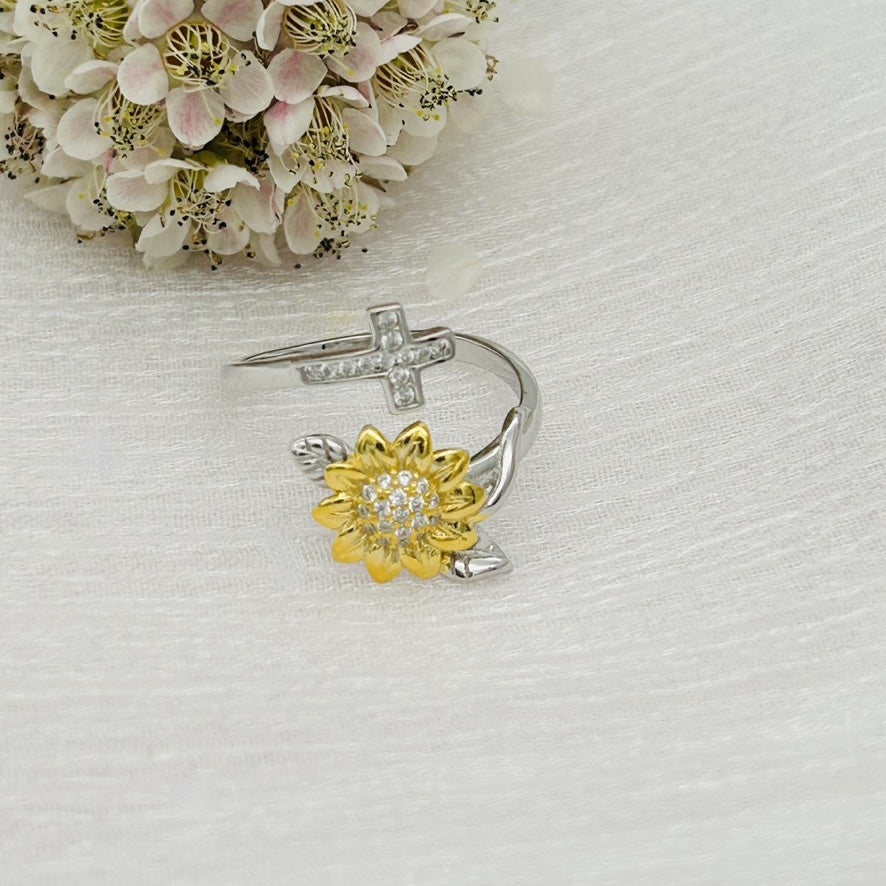 Z1803R Sunflower With Cross Ring
