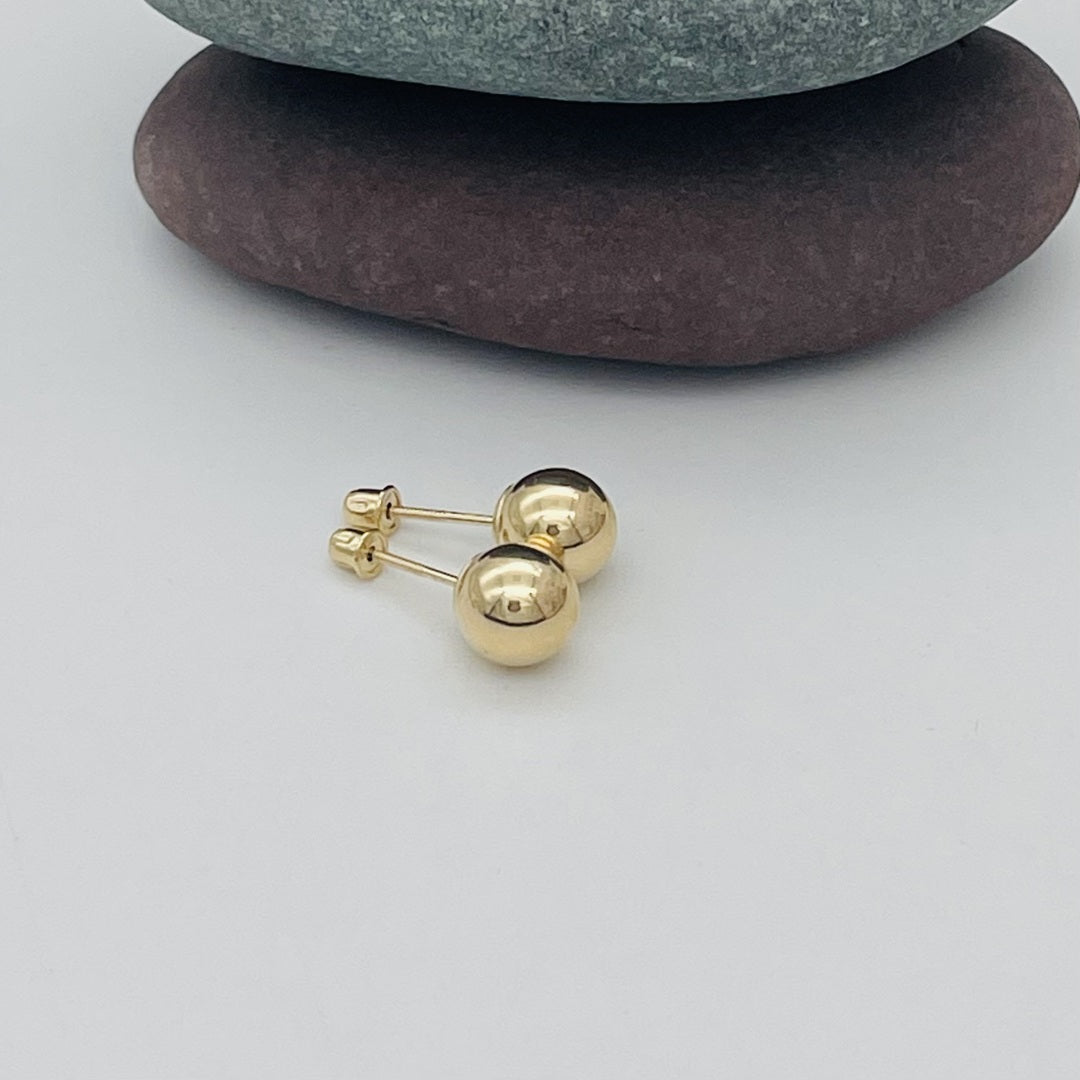 G03ER 14K Gold Ball Earrings 7mm.
