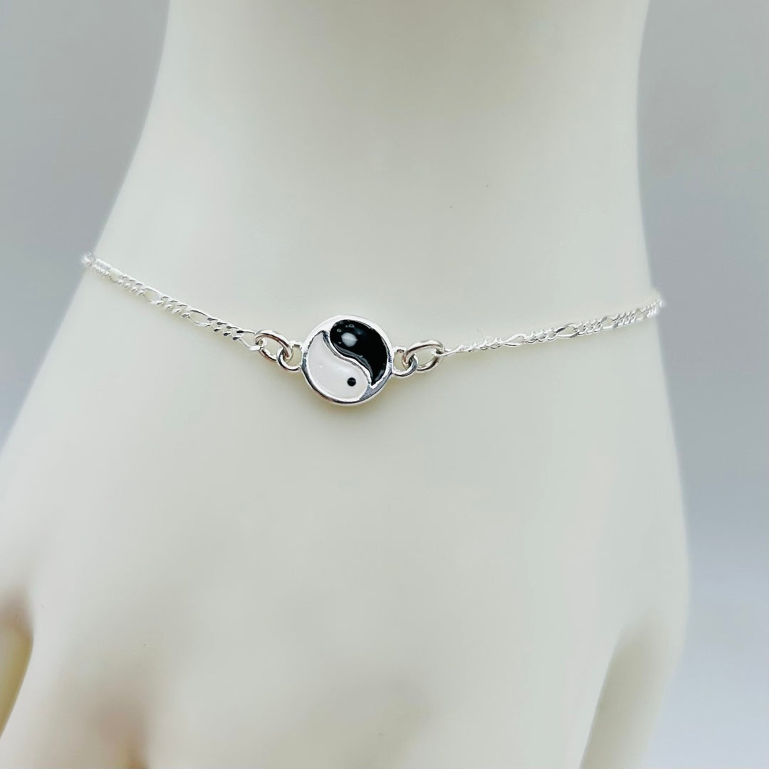 S1842 Yin Yang Bracelet 7"