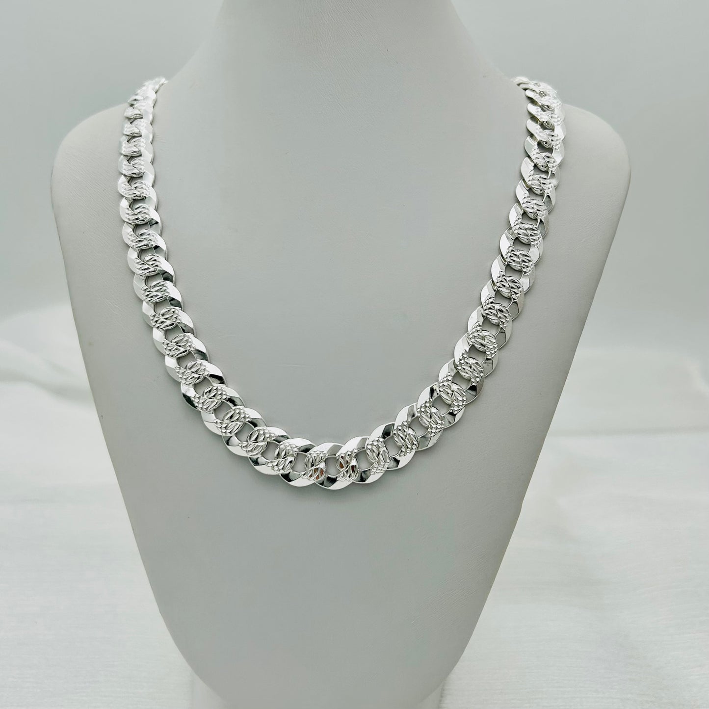 S1549 Curb Pave Chain 11mm. X 22"