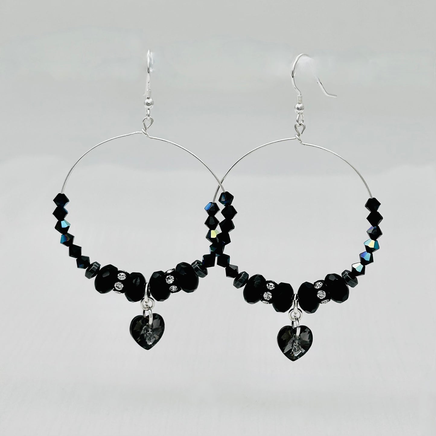 C1209ER Black Hoop Earrings With Hearts