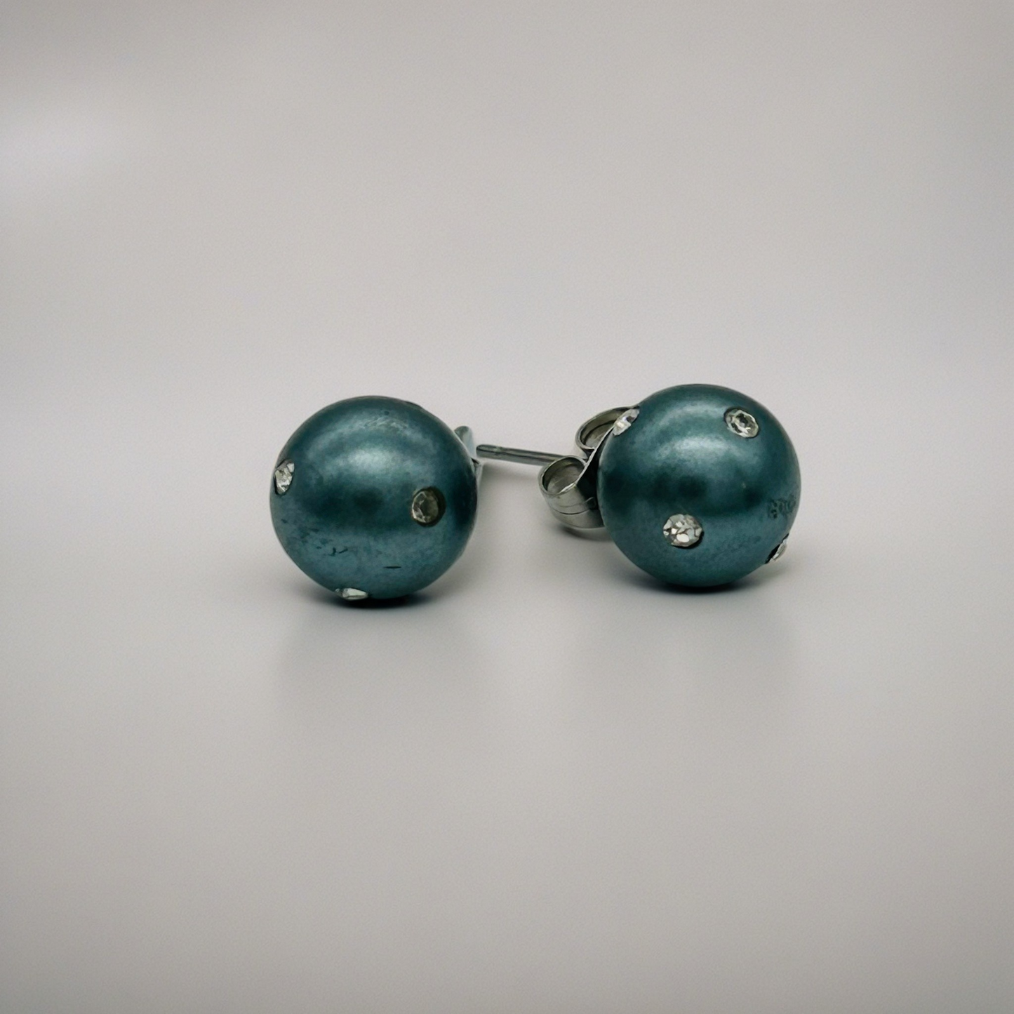SS1113ER Blue Stone 8mm. Final sale