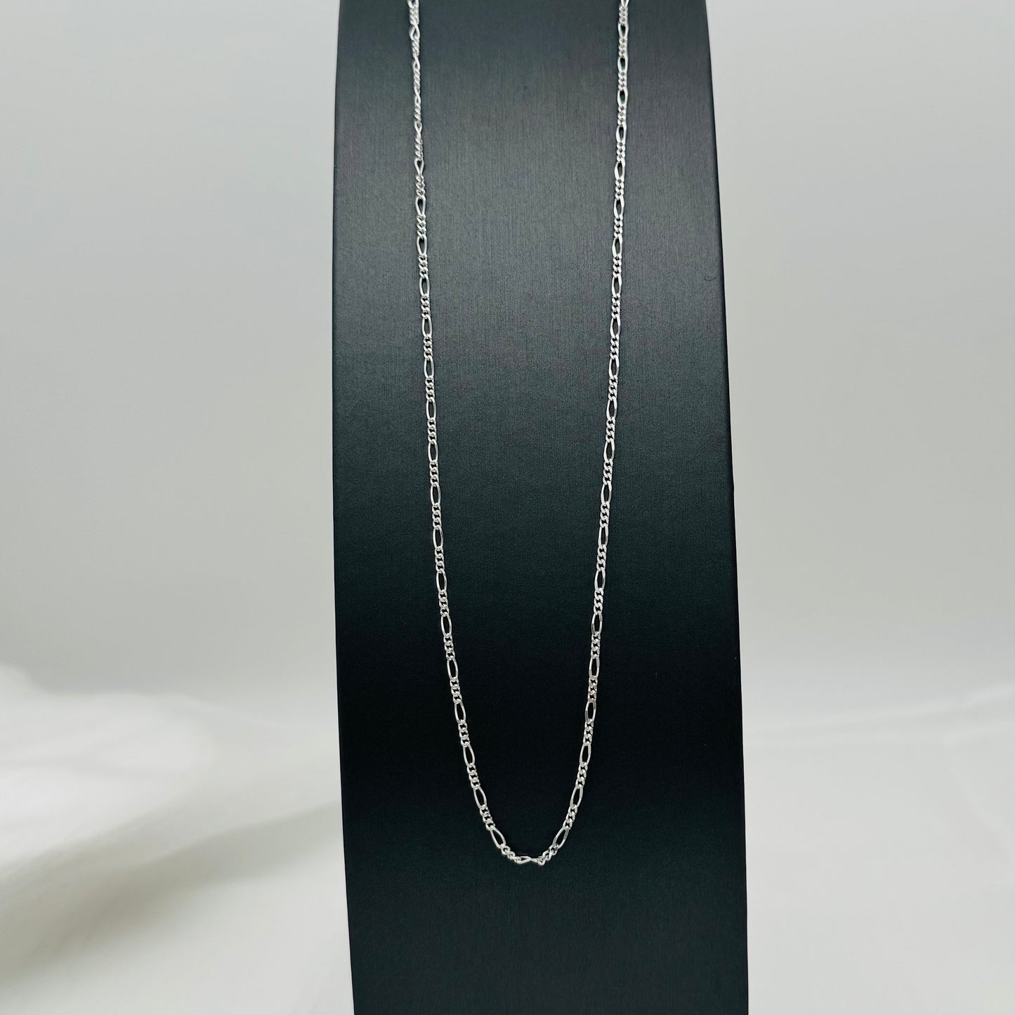 S917CH Figaro Chain 1.8mm.