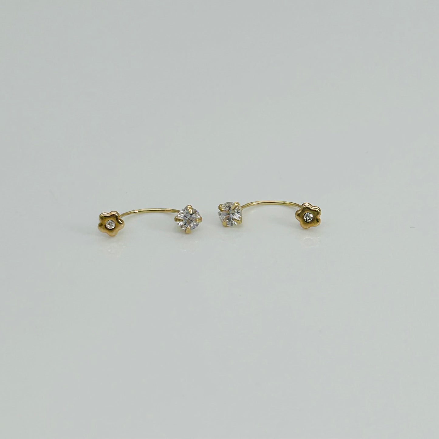 14KG455 14K Gold Telephone Style Flower Earrings