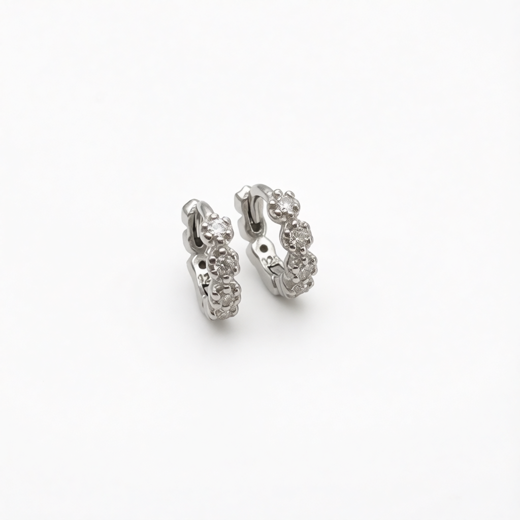 Z1938 Huggie Earrings 10mm.