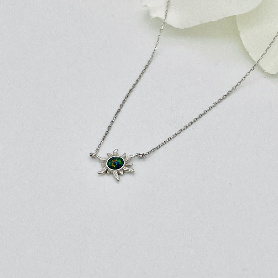 ST1510 18" Green Opal Necklace