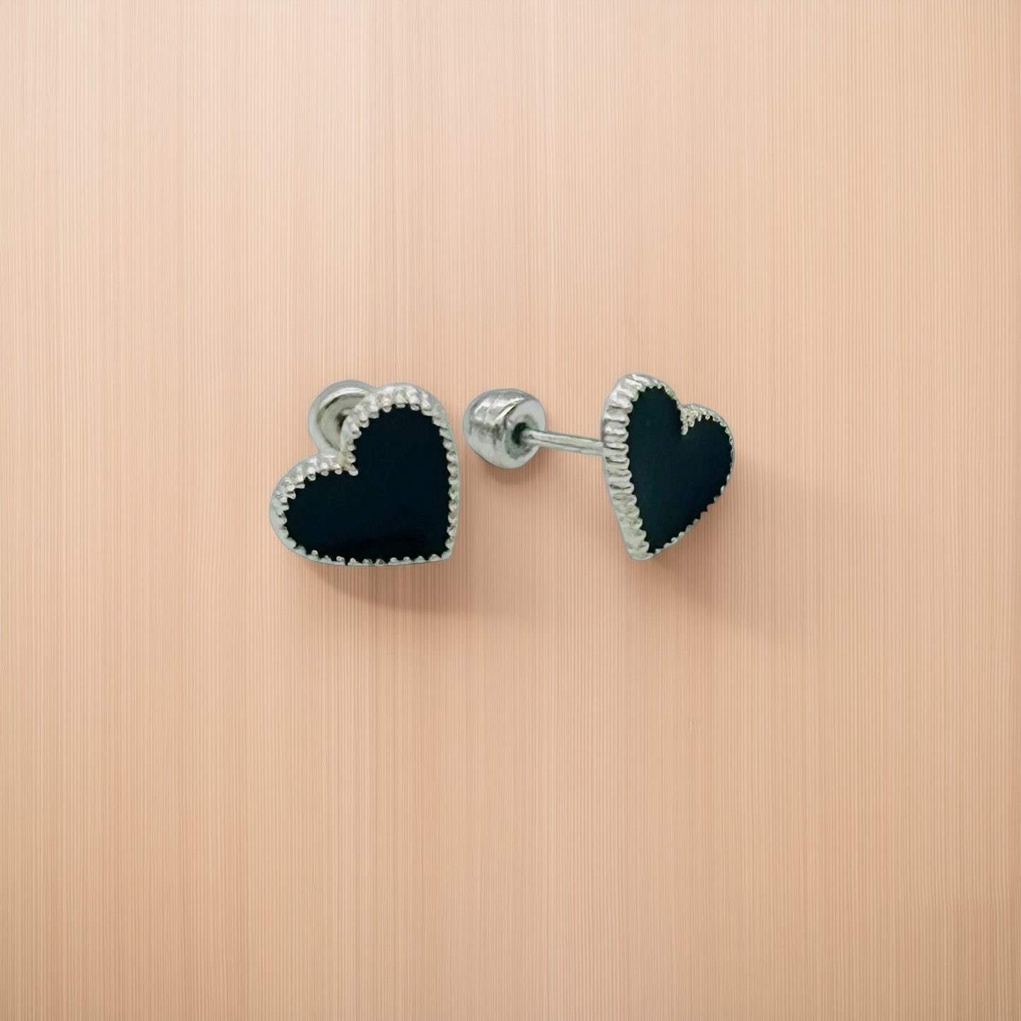 S1897 Black Hearts Earrings 9mm.