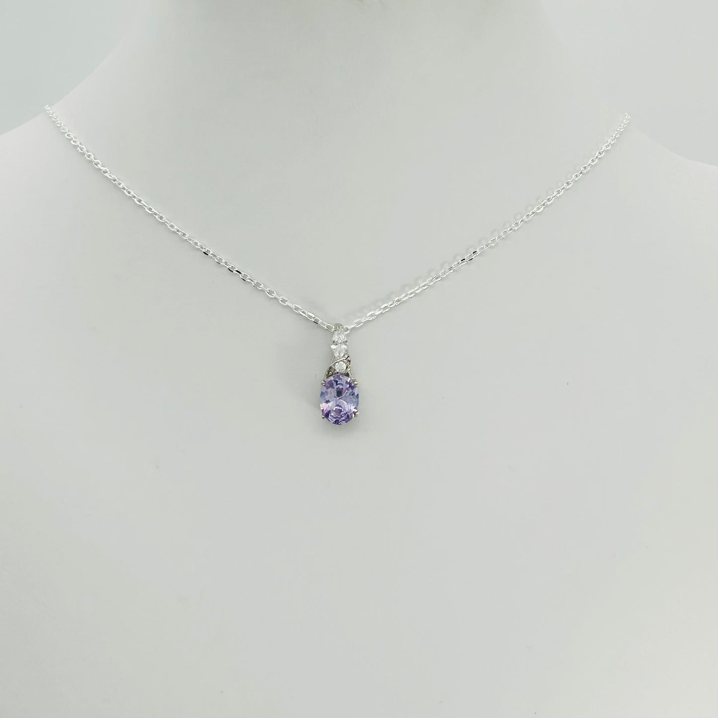 Z1910 Lilac Necklace 18"