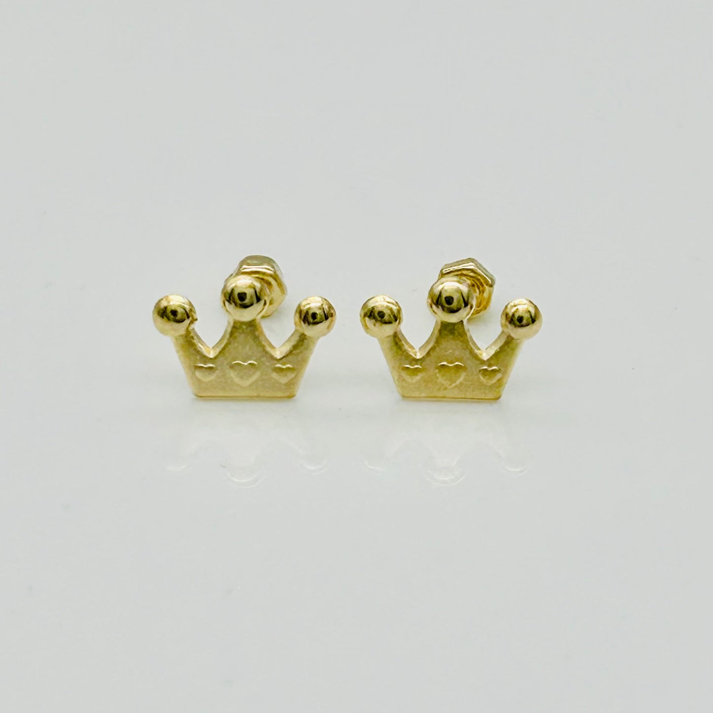 14KG442 Crown Earrings 8mm. X 5mm.