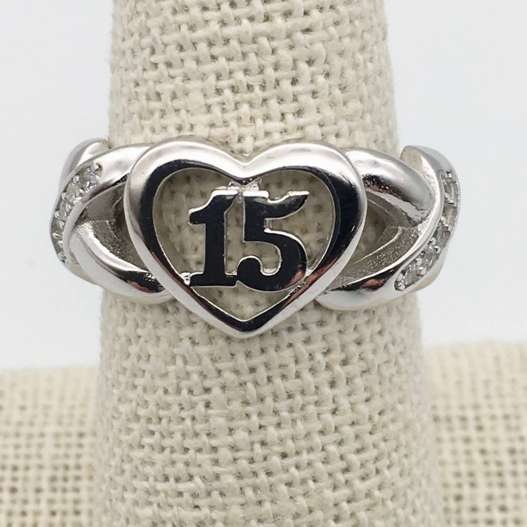 Z1226R Quinceañera Ring