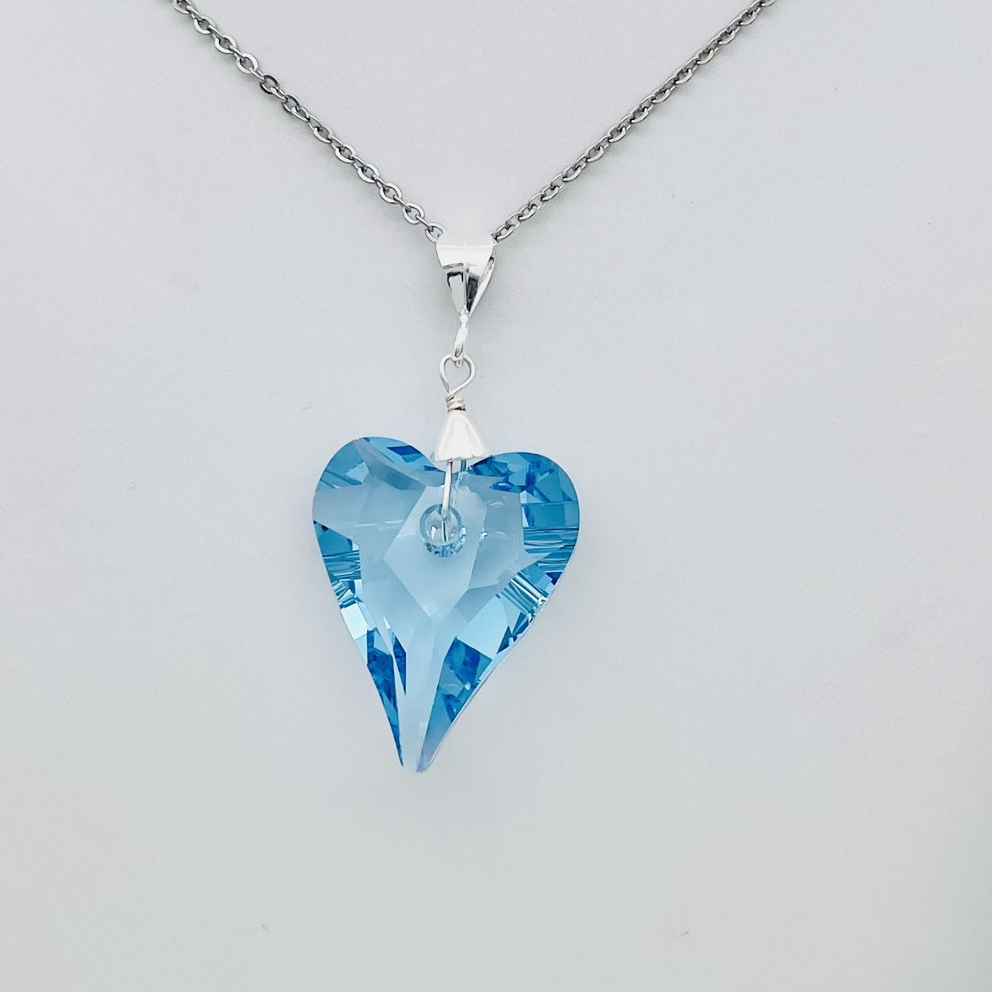 C1095SW Aqua Wild Heart Pendant
