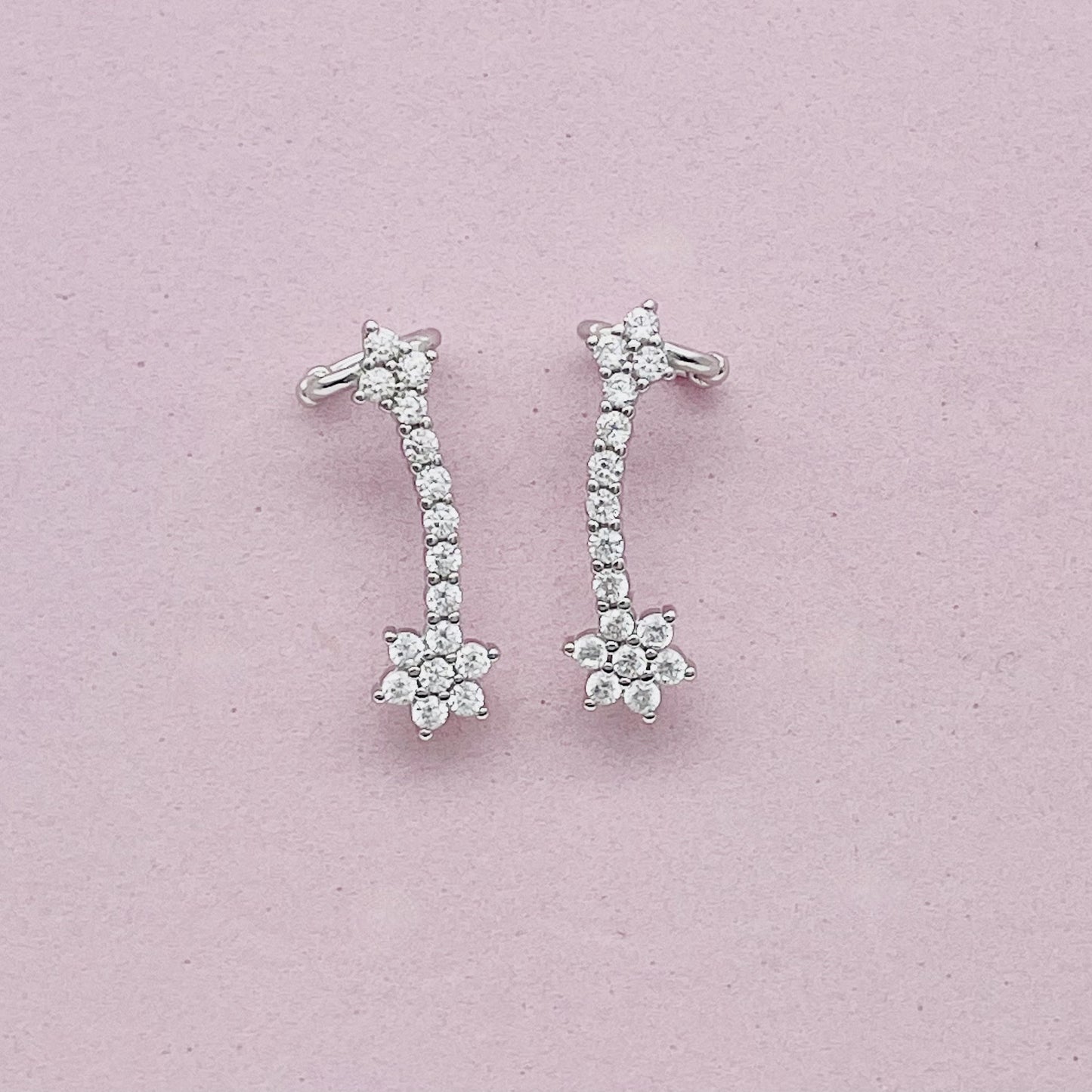 Z1607ER Flower Ear Climbers