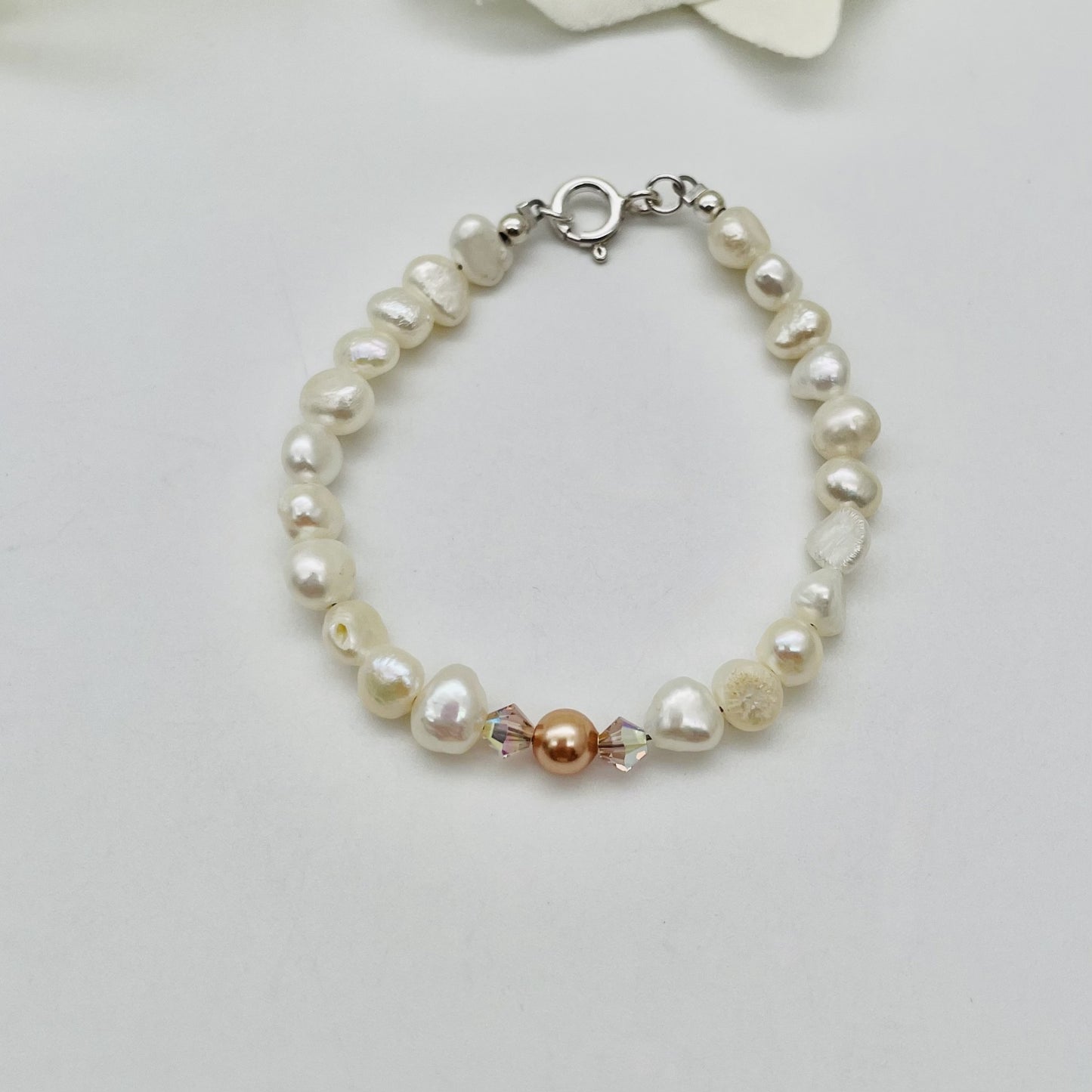 CH960 White and Rose Gold Pearls Bracelet 5"