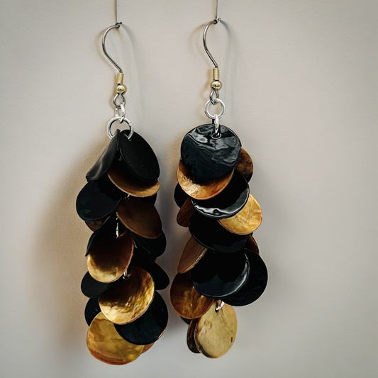 F452ER Shell Earrings Assorted Colors