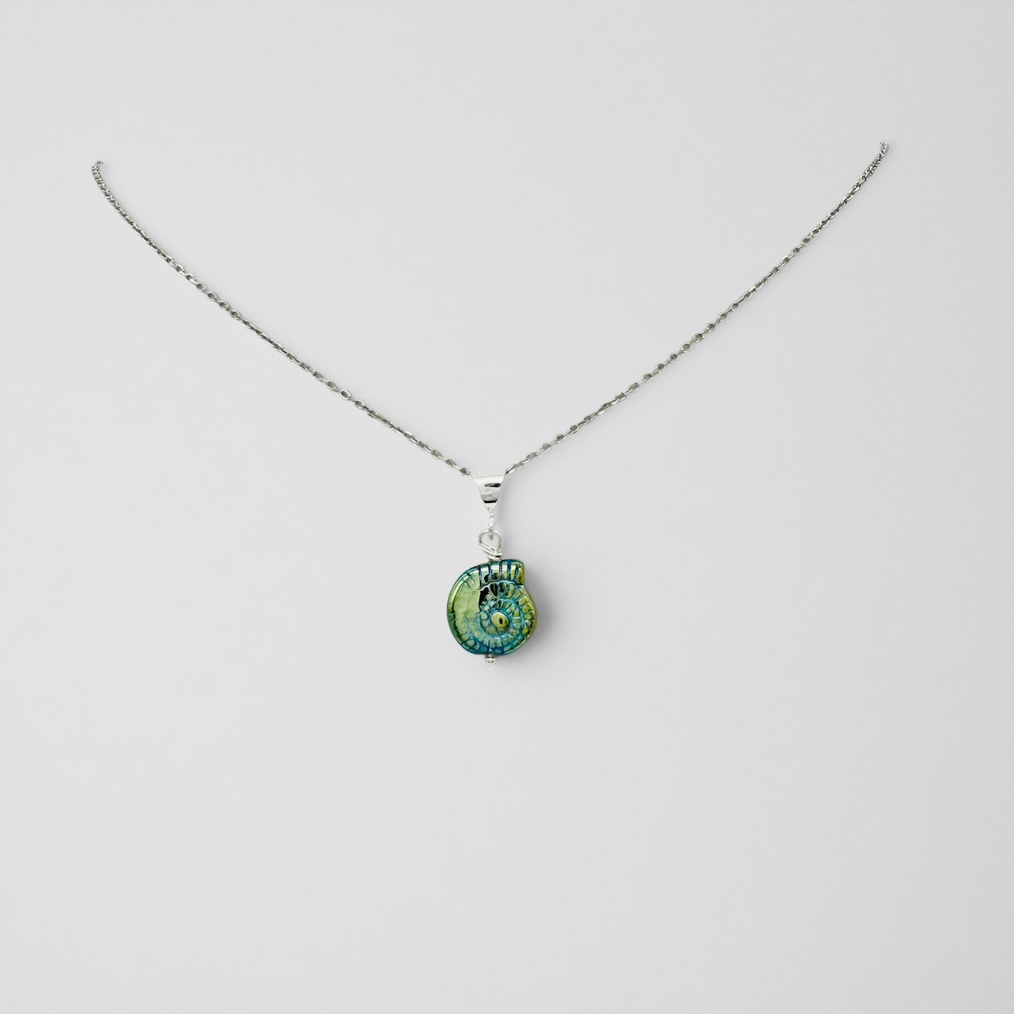C1479 Snail Necklace 16"