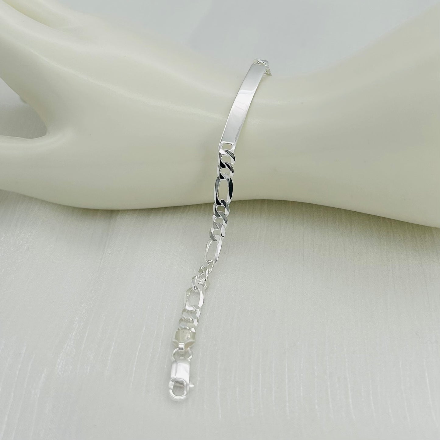 S1918BL Super Flat Figaro ID Bracelet 5.3mm X 8"