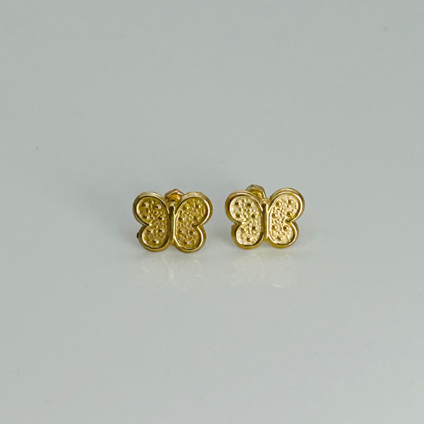 14KG440 Butterfly Earrings 9mm. X 6mm.