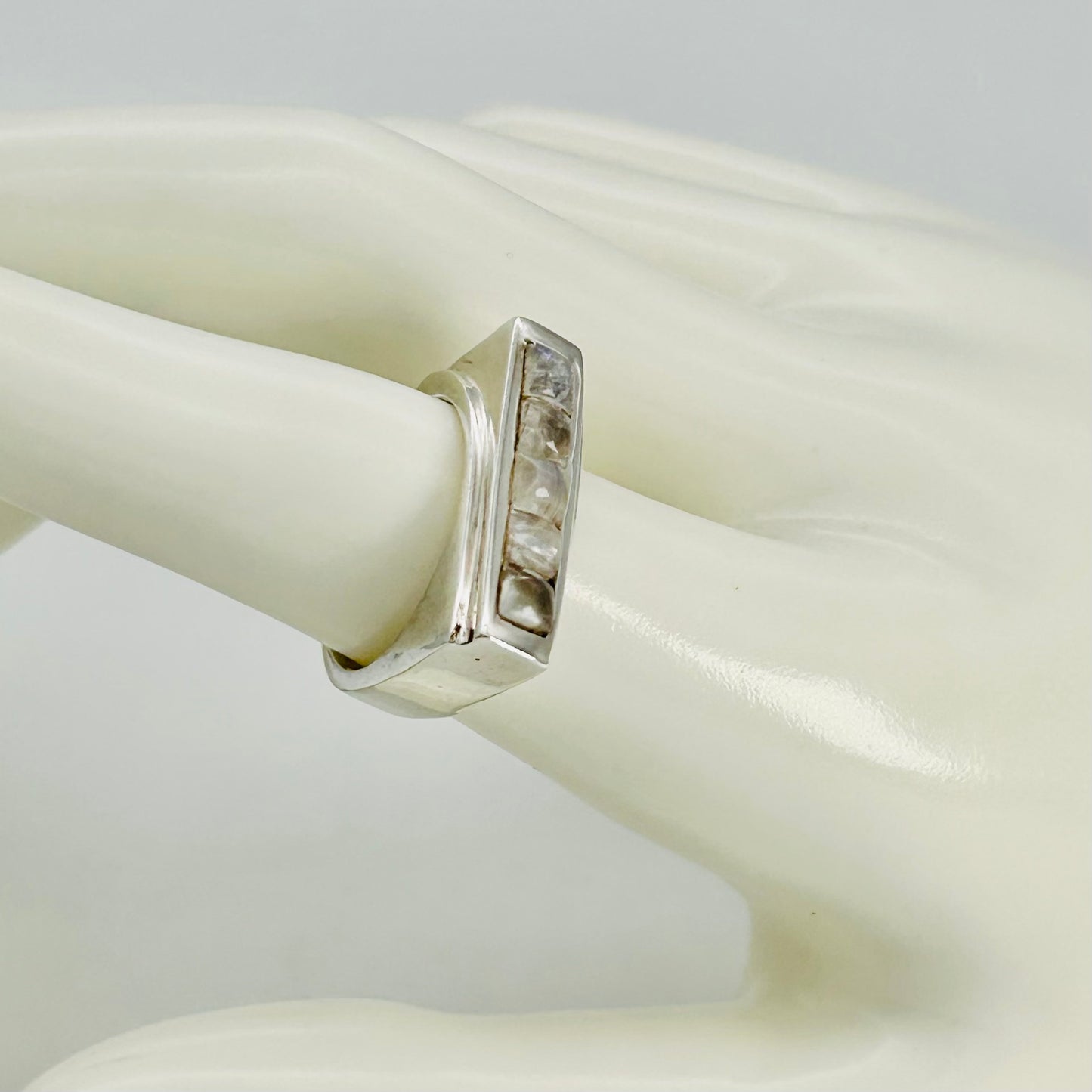 ST1655R Monstone Ring #8