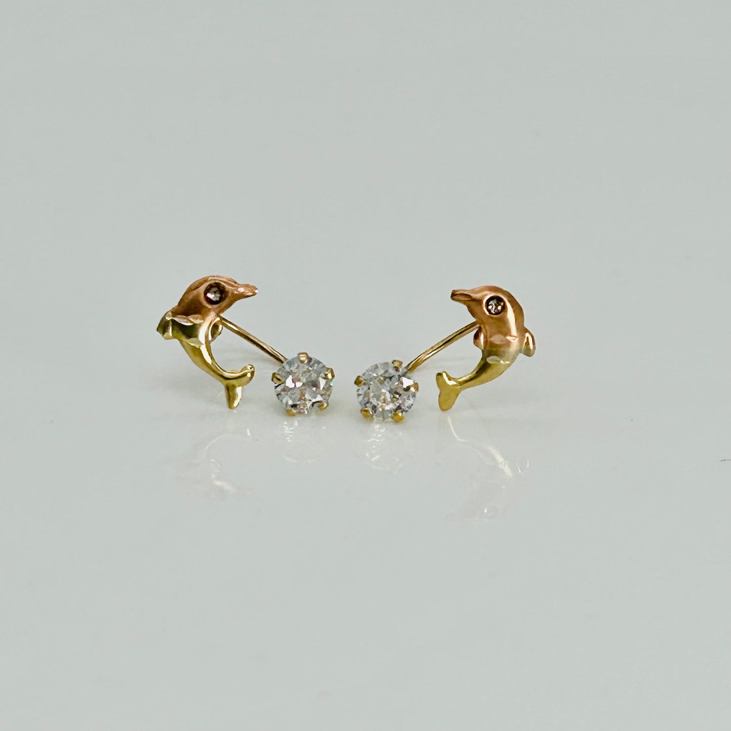 14KG444 Dolphin Earrings