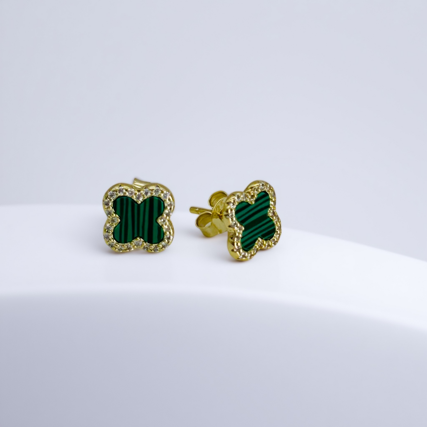 ST1957ER Gold Plated Malachite Earrings 8mm.