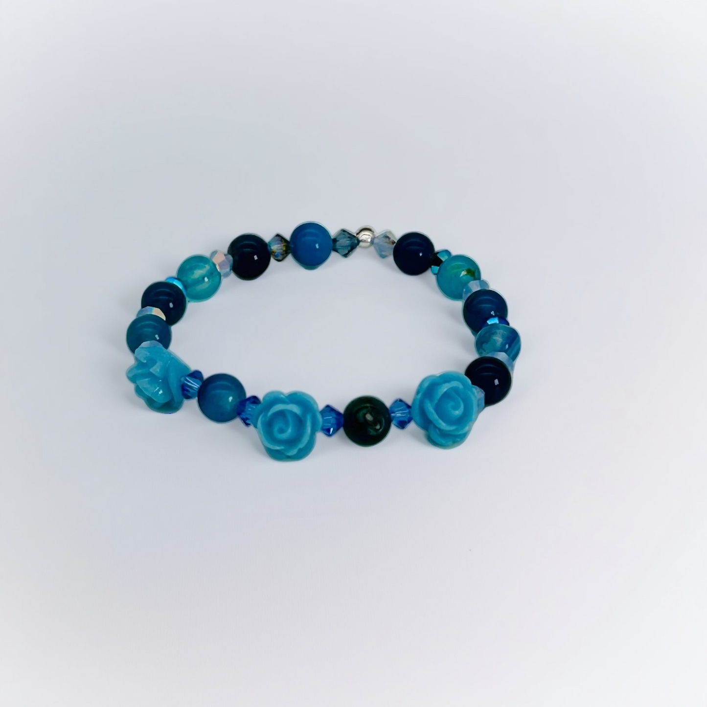 CH992BL Blue Agate Light Blue Flowers Bracelet 6"