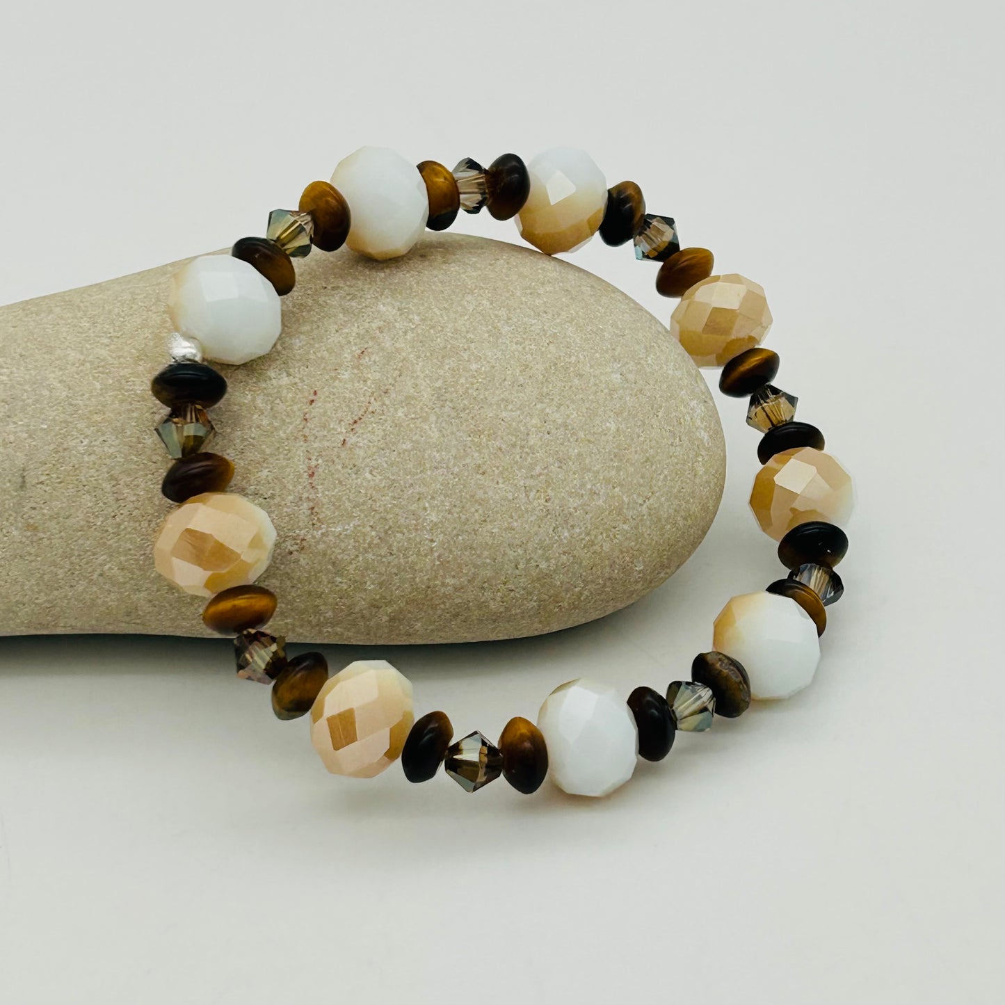 ST1944BL Tiger Eye 7"