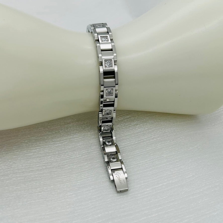 SS1546BL Germanium Bracelet 10mm. x 9"