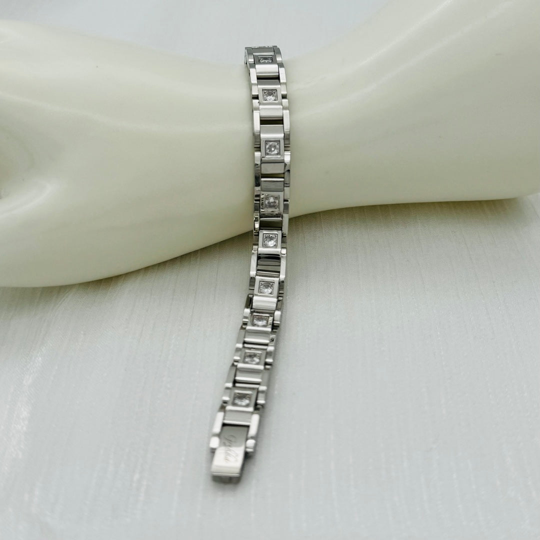SS1546BL Germanium Bracelet 8mm. x 9"
