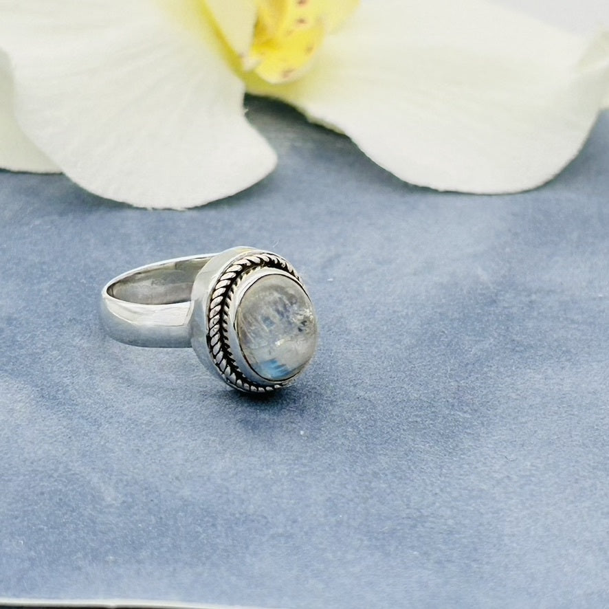 ST1724R Moonstone #7