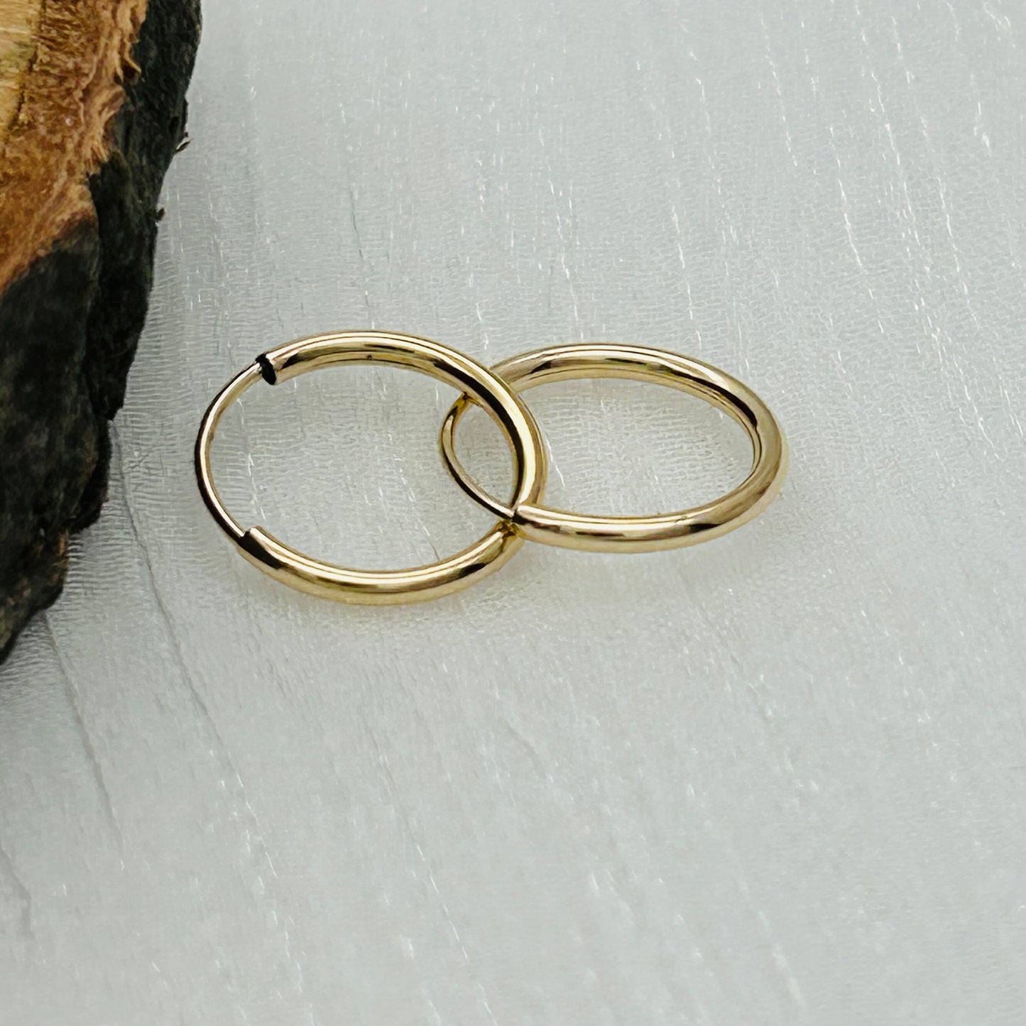 G15 14K Gold Hoop Earrings 1.5mm. X 14mm.