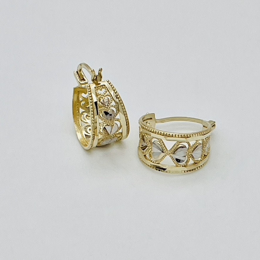14KG233 14K Gold Hearts Hoop Earrings 20mm. X 8mm.