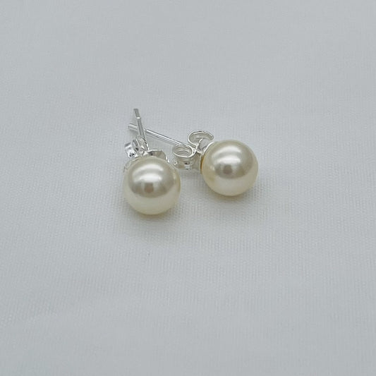 C1031ER White Pearls Earrings 6mm.
