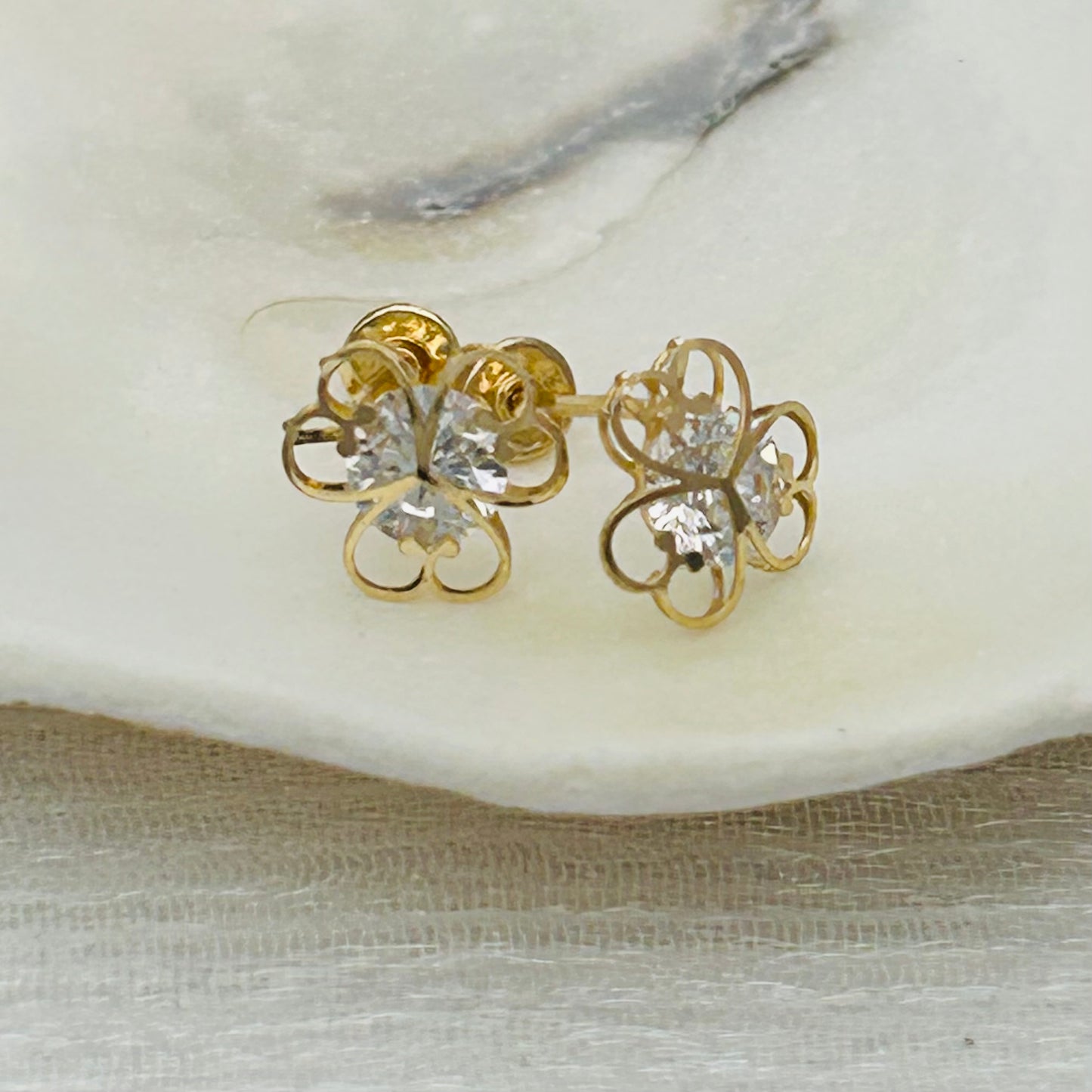14KG295 Flower Earrings