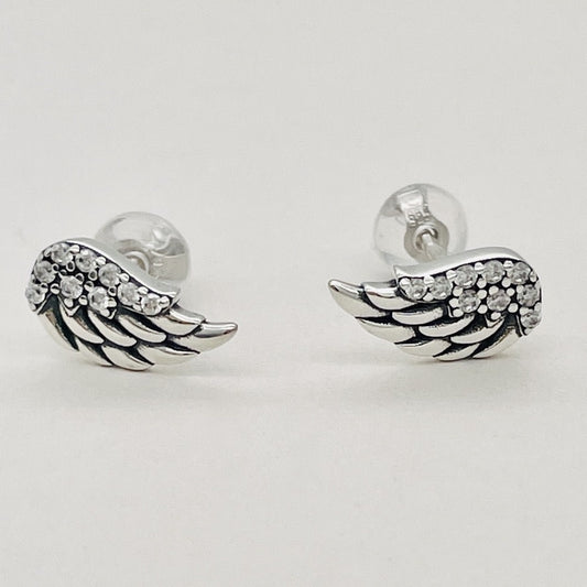 Z1556ER Small Wings Earrings