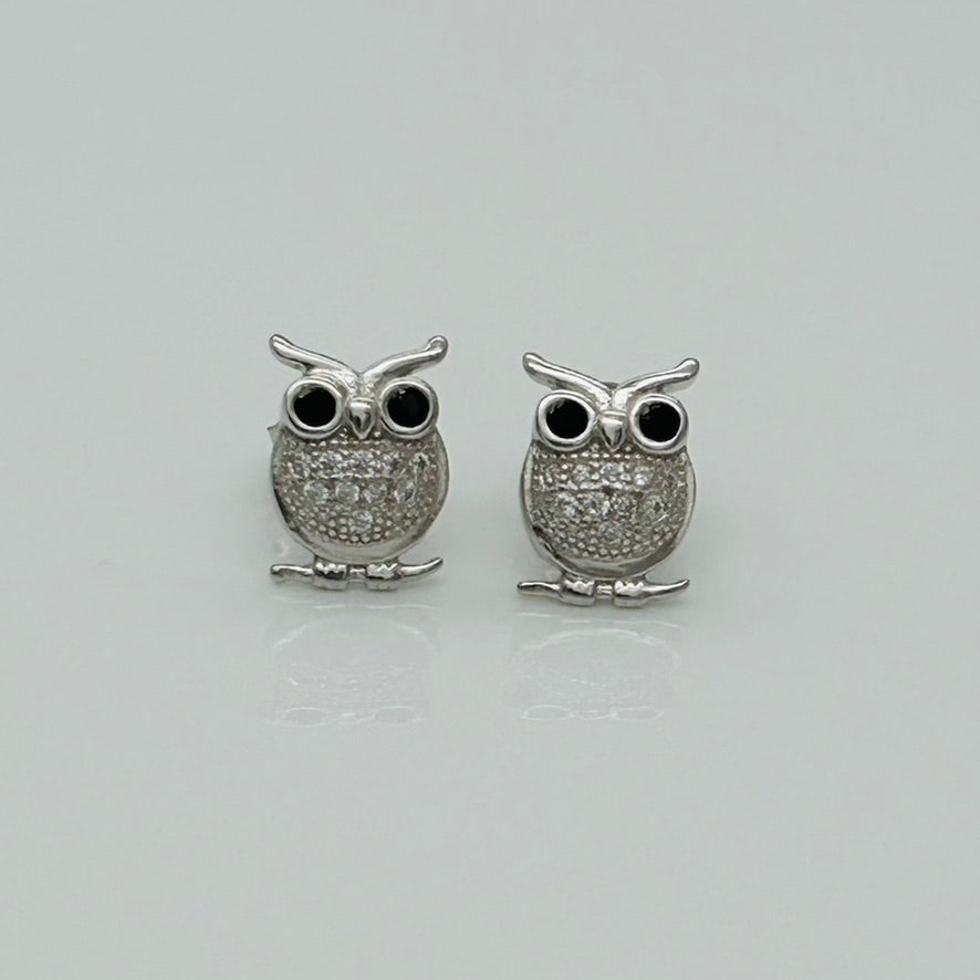 Z956ER Black Eyes Owl Earrings