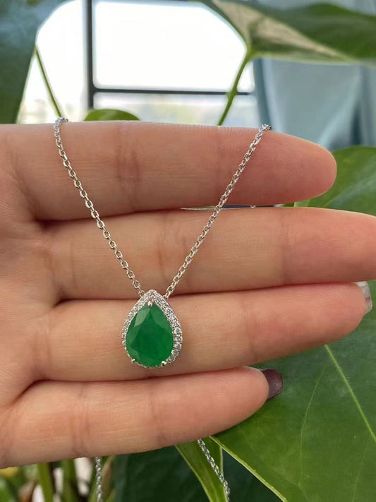 St1958 Emerald Necklace 18"