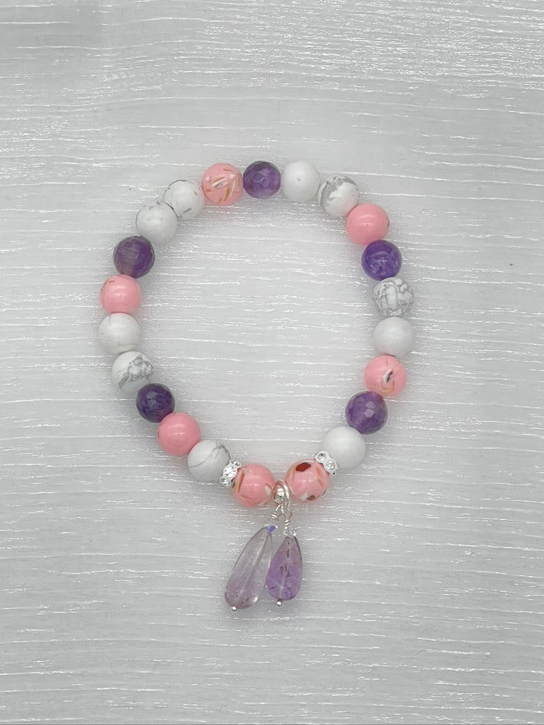 ST1854Bl Howlite Amethyst  7"