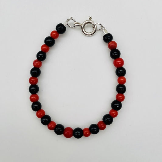CH941BL Red Dyed Bamboo Coral and Onyx Bracelet 5.5"