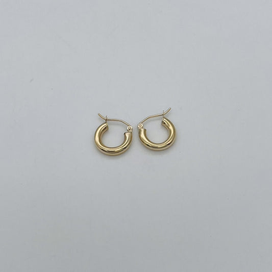 G203ER 14K Gold Hoop Earrings 3mm. X 13mm.