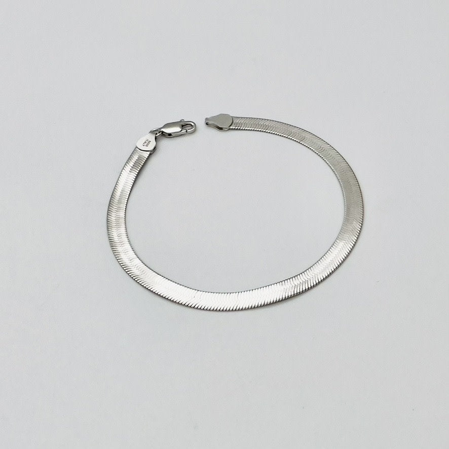 S1736BL Bracelet 4mm. X 7"