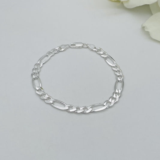 S1424BL Super Flat Figaro Bracelet 7mm. X 9"
