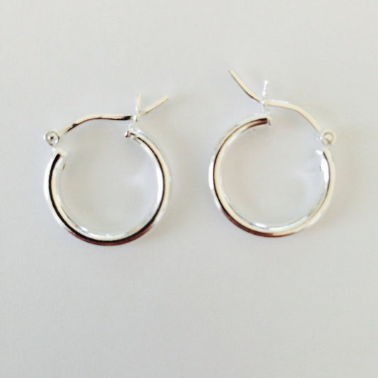 S909ER Hoop Earrings