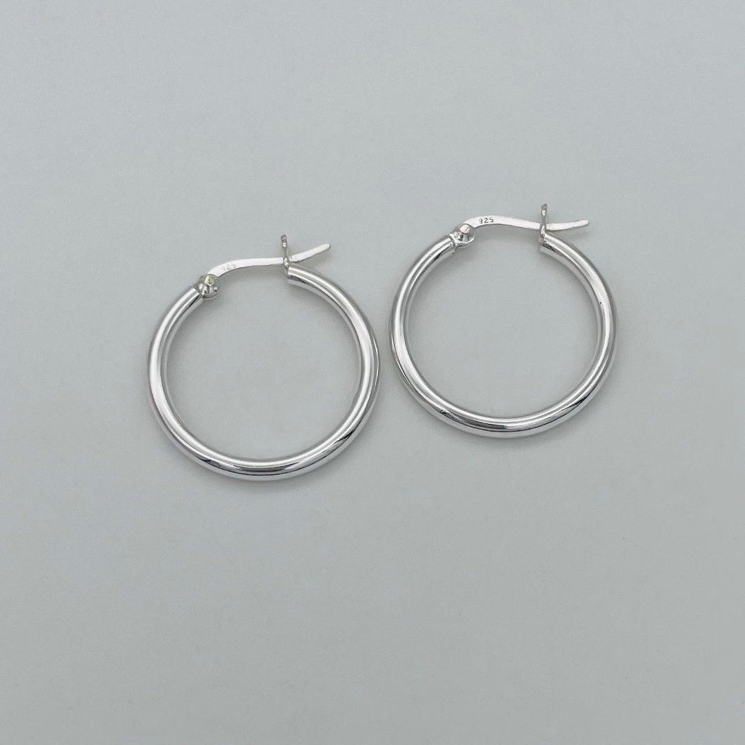 S909ER Hoop Earrings