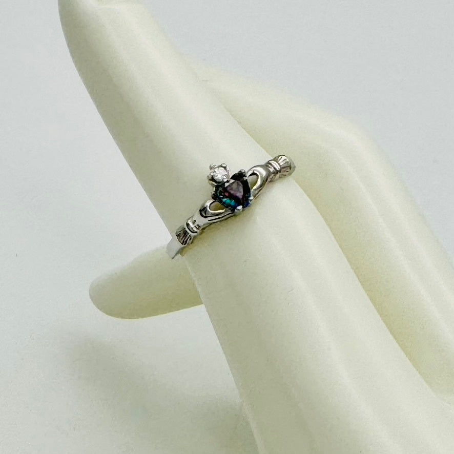 Z1859R Claddagh Ring