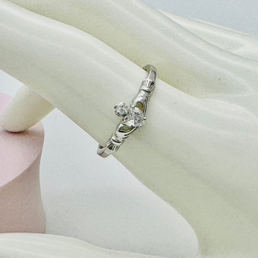 Z1859R Claddagh Ring