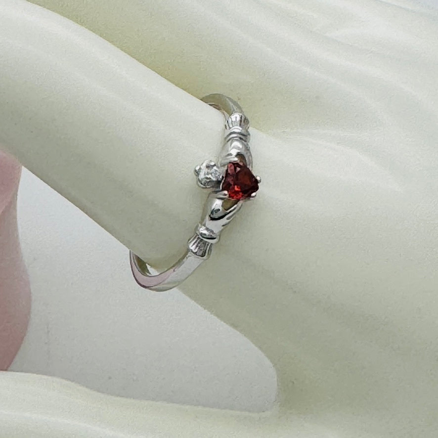 Z1859R Claddagh Ring