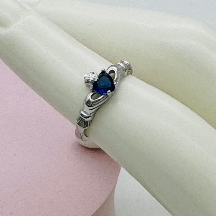 Z1859R Claddagh Ring