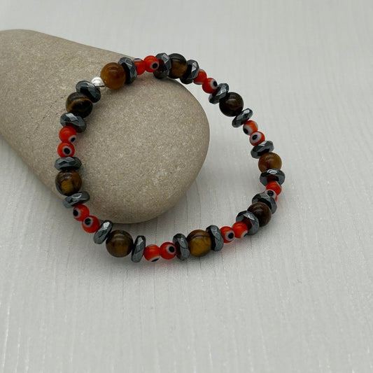 ST1794BL Red  Eyes Bracelet 6.5"